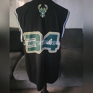Milwaukee Bucks #34 Giannis Antetokounmpo Size L Jersey